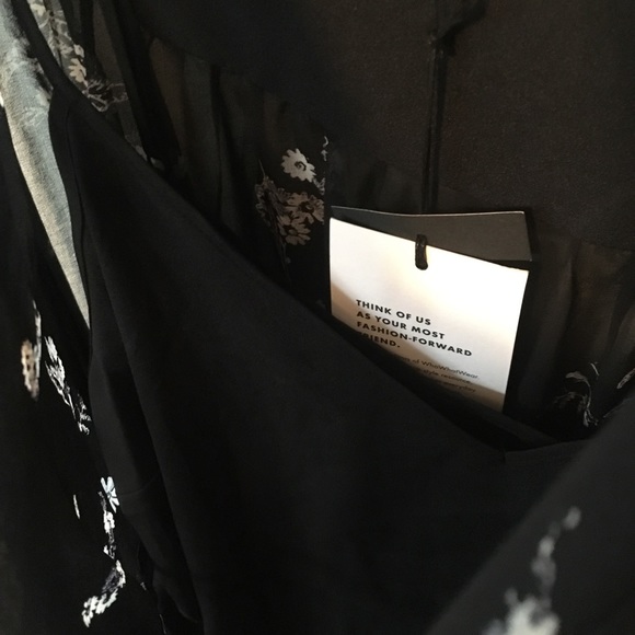 SOLD Flowy Black Floral Midi Dress 2X - Picture 4 of 8